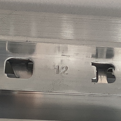 [ADT-12-3] Aluminium Diminishing Trim 12m x 3m
